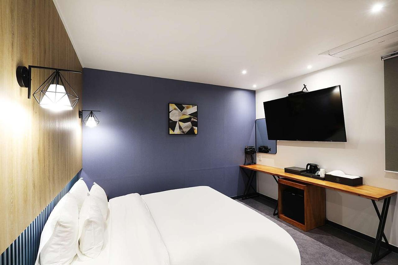 Mariposa Hotel Songtan Pyeongtaek Bagian luar foto