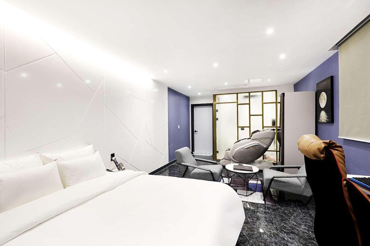 Mariposa Hotel Songtan Pyeongtaek Bagian luar foto