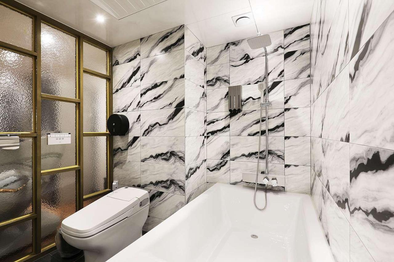 Mariposa Hotel Songtan Pyeongtaek Bagian luar foto